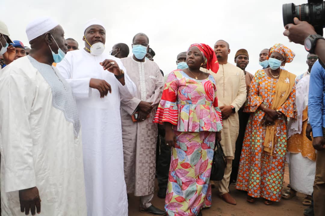 President Barrow visits the Bakoteh Dump Site as part of the Presidential Dialogue Tour. President Barrow proffers “Waste to Manure” solution. 