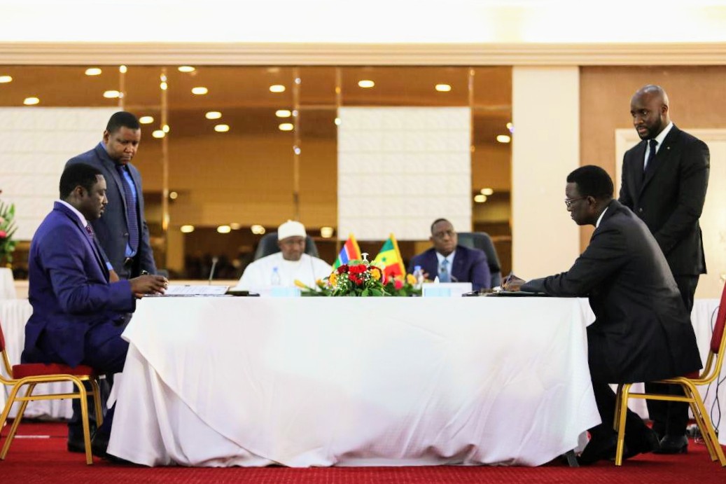 Presidents agree on new roadmap, call for full implementation of SeneGambia agreements   
